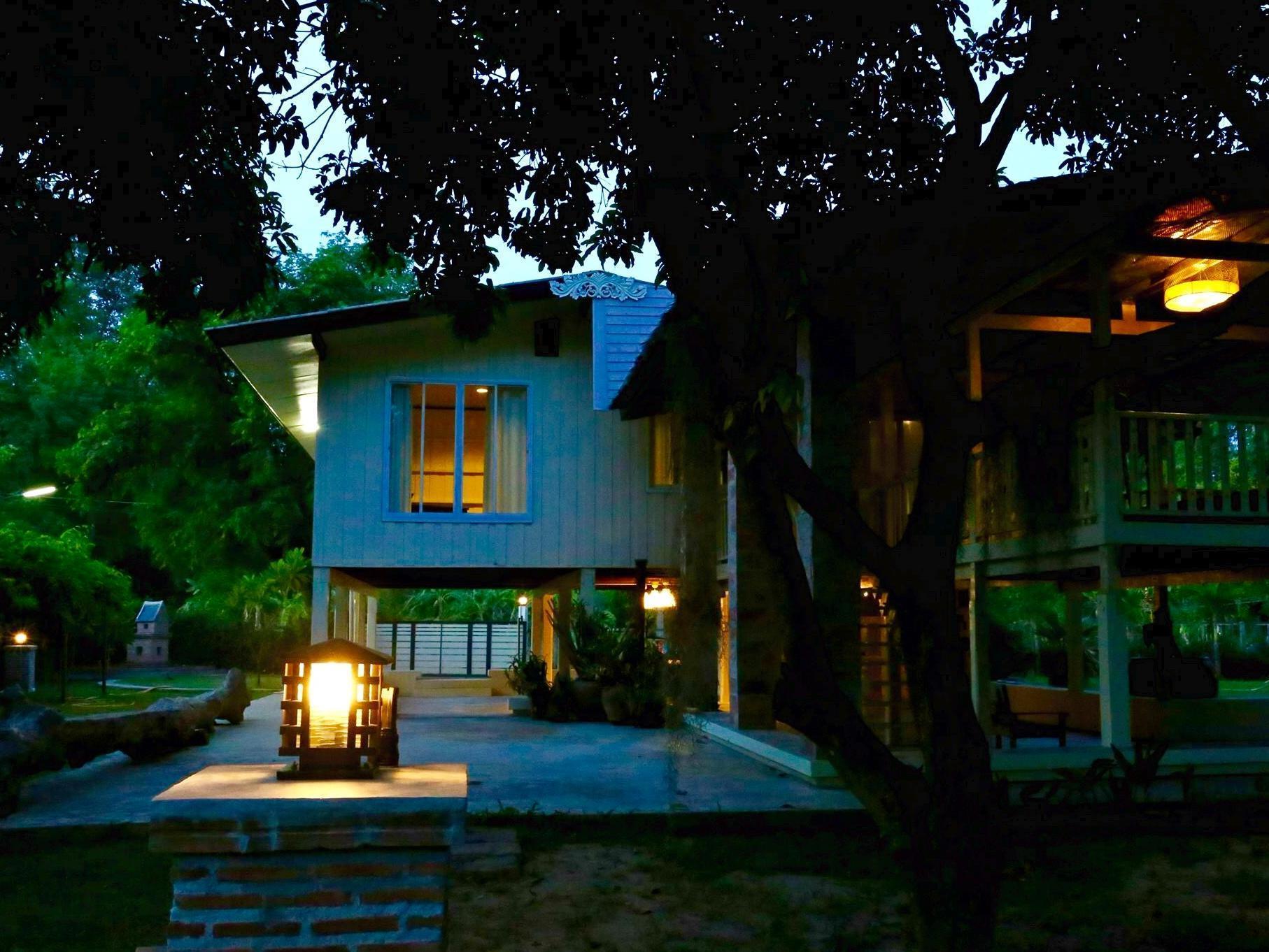 Tha Chang Vintage Suphan Buri Exterior photo